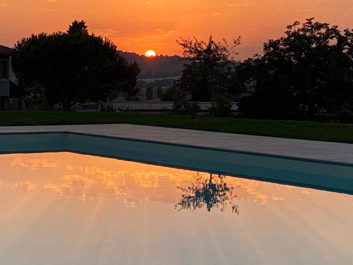 Villa Rina Pesaro Buitenkant foto