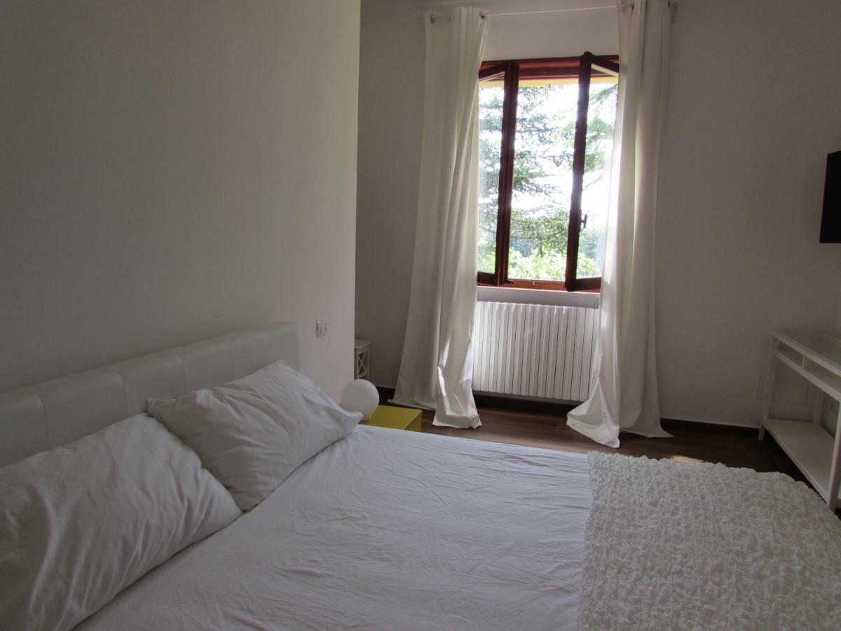 Villa Rina Pesaro Buitenkant foto